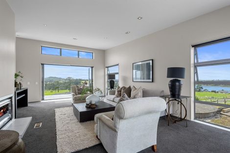 Photo of property in 51 Edward Jonkers Drive, Riverhead, Albany, 0793