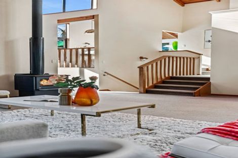 Photo of property in 21a Western Road, Laingholm, Auckland, 0604