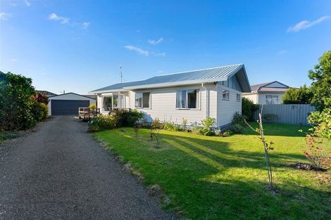 Photo of property in 111 Makarini Street, Paraparaumu, 5032
