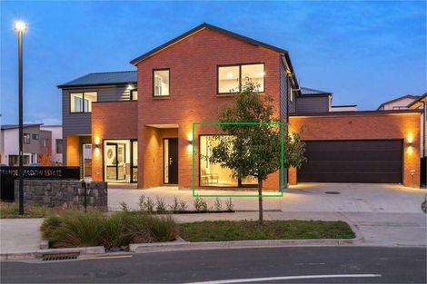 Photo of property in 1 Hea Road, Hobsonville, Auckland, 0616