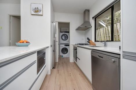 Photo of property in 2/18 Evans Road, Glen Eden, Auckland, 0602
