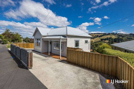 Photo of property in 212 Kenmure Road, Kenmure, Dunedin, 9011