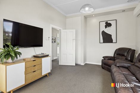 Photo of property in 212 Kenmure Road, Kenmure, Dunedin, 9011