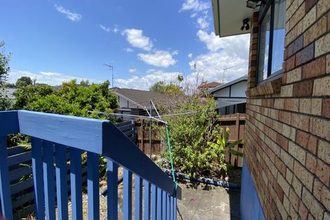 Photo of property in 33 Dianne Louise Drive, Half Moon Bay, Auckland, 2012