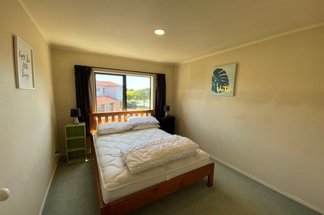 Photo of property in 1 Claridge Place, Mount Maunganui, 3116