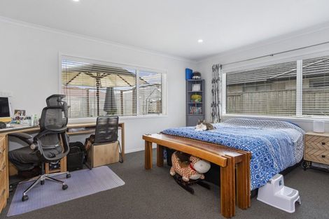 Photo of property in 84 Penetaka Heights, Pyes Pa, Tauranga, 3112