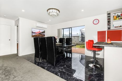 Photo of property in 42 Enuamanu Road, Favona, Auckland, 2024