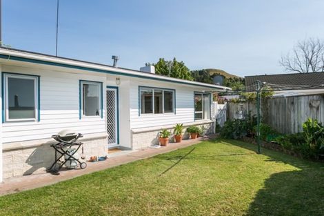 Photo of property in 3 D'arcy Place, Taradale, Napier, 4112