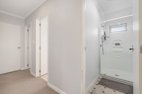 Photo of property in 4 Kestrel Avenue, Welcome Bay, Tauranga, 3112