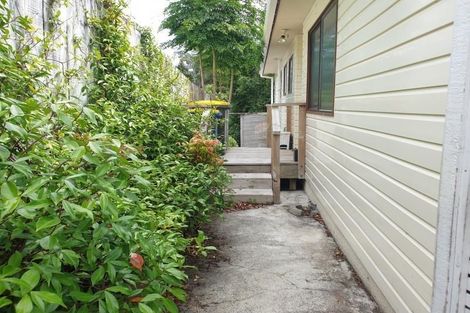 Photo of property in 1 Hellyers Street, Birkdale, Auckland, 0626