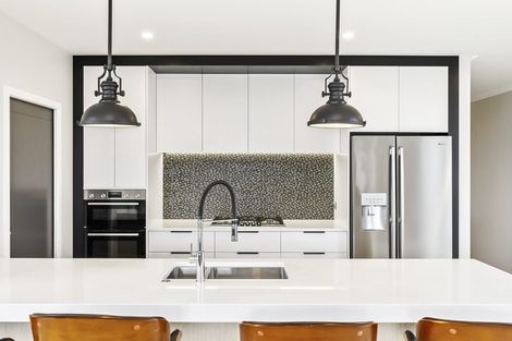 Photo of property in 37 Hudson Place, Paraparaumu, 5032