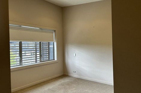 Photo of property in The Terraces, 12/9 Humber Street, Pandora, Napier, 4110