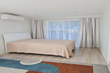 Photo of property in 90 Bond Crescent, Forrest Hill, Auckland, 0620