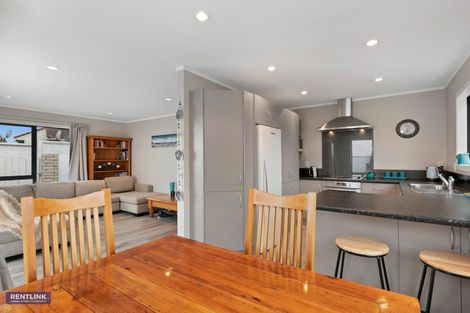 Photo of property in 3/118 Ranch Road, Mount Maunganui, 3116