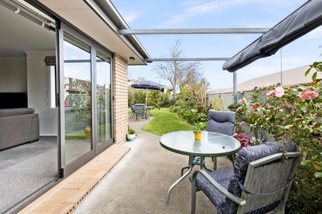 Photo of property in 123 Arataki Road, Havelock North, 4130