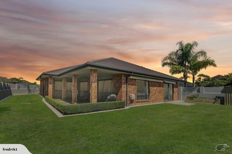 Photo of property in 14 Hampshire Court, Flagstaff, Hamilton, 3210