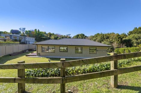 Photo of property in 4 Fern Lane, Whalers Gate, New Plymouth, 4310