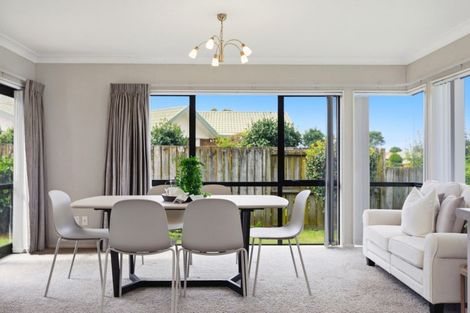Photo of property in 655 Grenada Street, Papamoa Beach, Papamoa, 3118