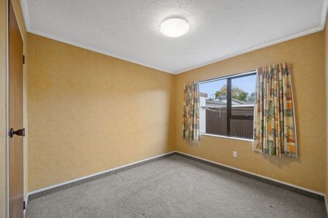 Photo of property in 2/4 King Street, Taradale, Napier, 4112
