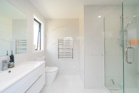 Photo of property in 94 James Line, Kelvin Grove, Palmerston North, 4414