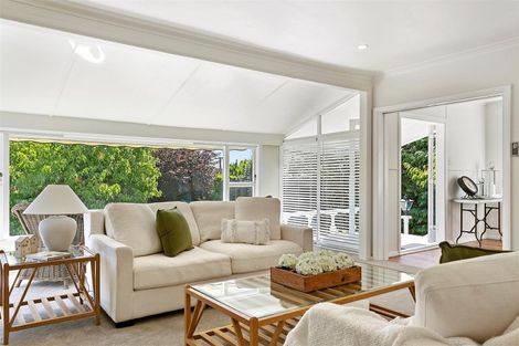 Photo of property in 1 Henry Hill Road, Taupo, 3330