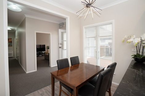 Photo of property in 111 Botanical Road, Takaro, Palmerston North, 4412