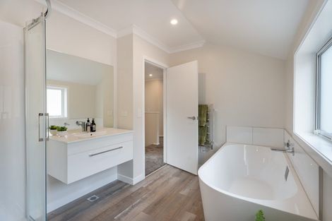 Photo of property in 20c Korau Grove, Stokes Valley, Lower Hutt, 5019