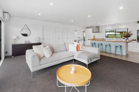 Photo of property in 28d Marram Place, Mangawhai Heads, Mangawhai, 0505