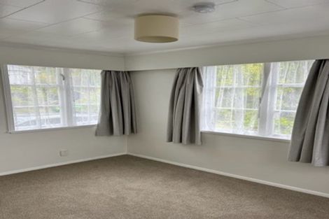 Photo of property in 3 Hill Grove, Naenae, Lower Hutt, 5011