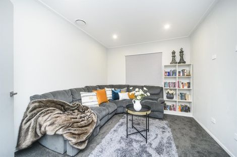 Photo of property in 19 Pukepapa Road, Marton, 4710