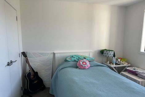 Photo of property in 1 Okoreka Road, Glenbrook, 2681