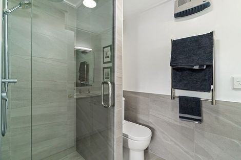 Photo of property in 1/42 Hallenstein Street, Queenstown, 9300