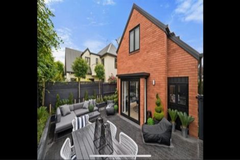 Photo of property in 2/19 Kilmarnock Street, Riccarton, Christchurch, 8011