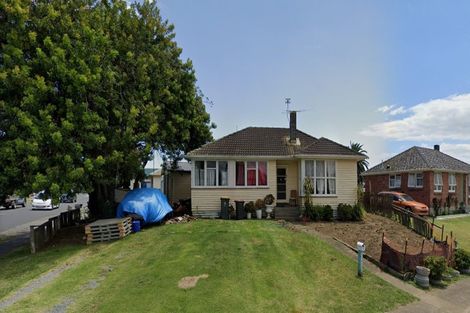 Photo of property in 2 Mariner Street, Mangere, Auckland, 2022