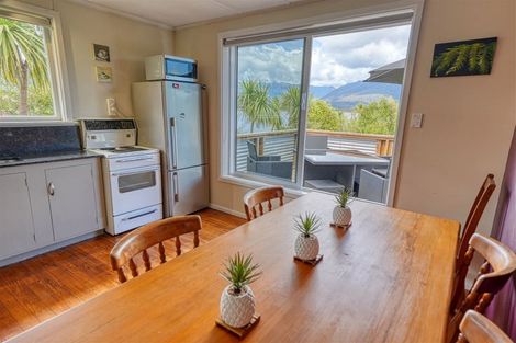 Photo of property in 42 Koe Street, Moana, 7872