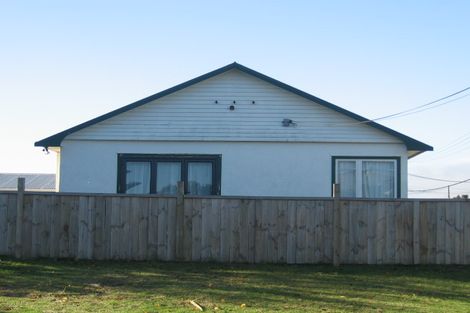 Photo of property in 33 Martin Road, Paraparaumu Beach, Paraparaumu, 5032