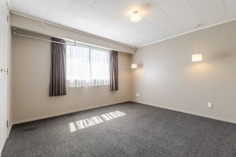 Photo of property in 30 Peppertree Glade, Kelvin Grove, Palmerston North, 4414