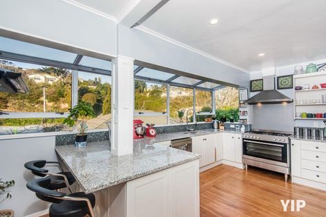Photo of property in 3 Tawa Terrace, Tawa, Wellington, 5028