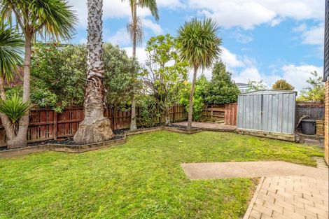Photo of property in 4/72 Moore Street, Howick, Auckland, 2014