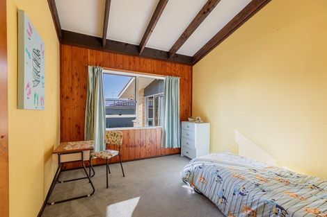 Photo of property in 20 Watts Street, Waipawa, 4210