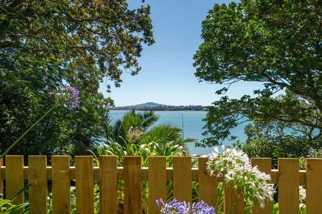 Photo of property in 15/73 Princes Street, Northcote Point, Auckland, 0627