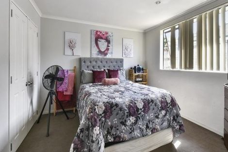 Photo of property in 9 Nykki Place, Papakura, 2110