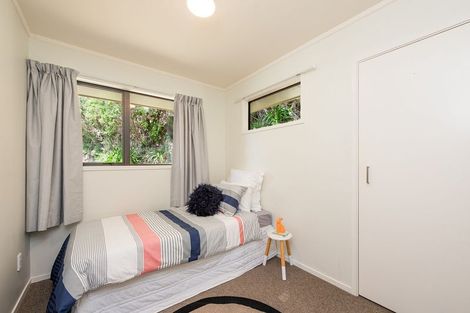 Photo of property in 65 Allington Road, Karori, Wellington, 6012