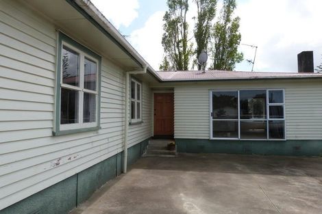 Photo of property in 2 Hinau Road, Mangere Bridge, Auckland, 2022