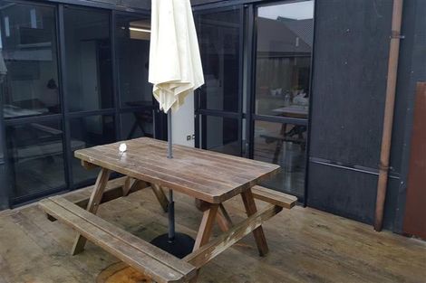 Photo of property in 57 Morley Street, New Plymouth, 4310
