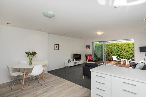 Photo of property in 562a Madras Street, St Albans, Christchurch, 8014
