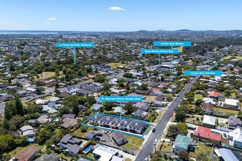 Photo of property in 21a Barron Drive, Green Bay, Auckland, 0604