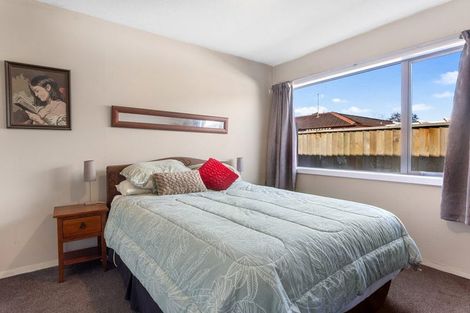 Photo of property in 1/4 Camrose Place, Ilam, Christchurch, 8041