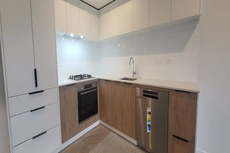 Photo of property in 302/28 Shortfin Place, Flat Bush, Auckland, 2019