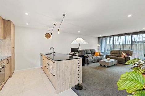 Photo of property in 2/10 Bishop Street, St Albans, Christchurch, 8014